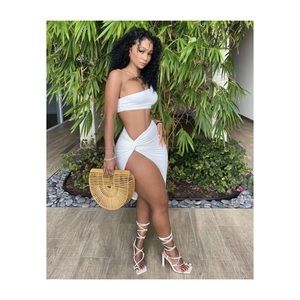 White two piece skirt set